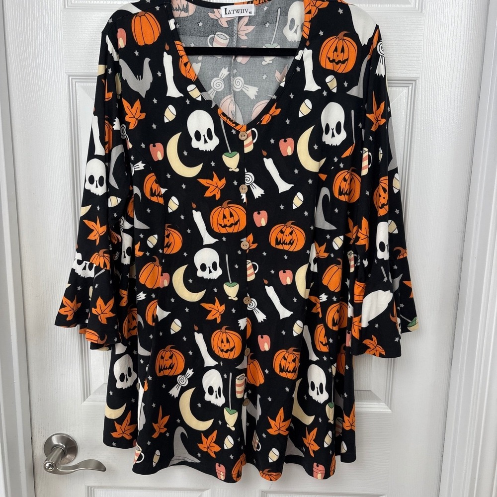 LATWIIV Women 4X Halloween Tunic Top Pumpkin Skull Bell Sleeve Button Front
